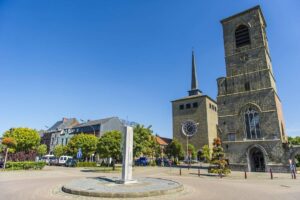 discover weed in Saint-Ghislain