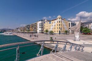 discover weed in Volos